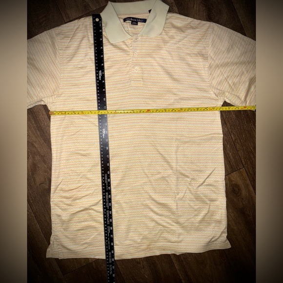 Men’s Northern Isles Classic Polo Medium - Picture 3 of 6